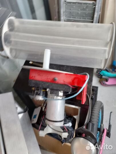 Узел выдачи стаканов