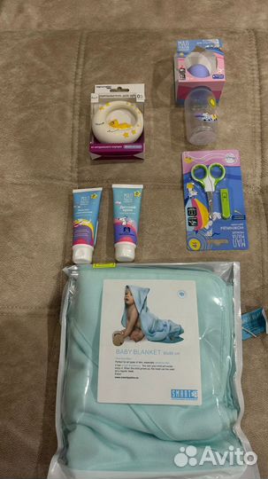 Чемодан с детскими вещами