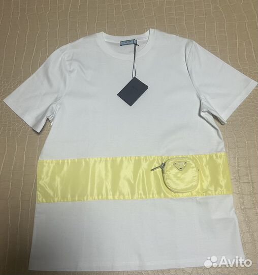 Футболка женская Prada