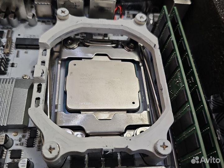 Комплект X99i server ITX + e5-2696v3 + 32gb ddr4
