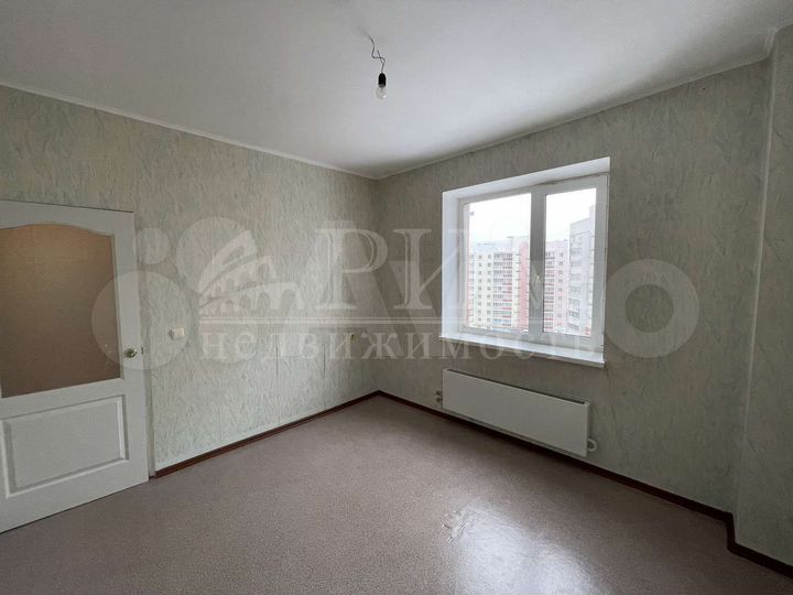 2-к. квартира, 50 м², 6/17 эт.