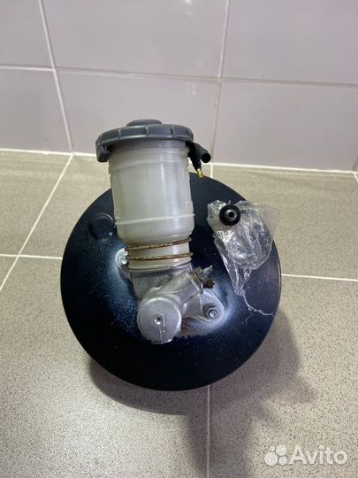 Вакуумник с гтц Honda Civic 1992 г