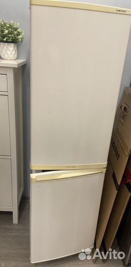 Холодильник бу маленький
