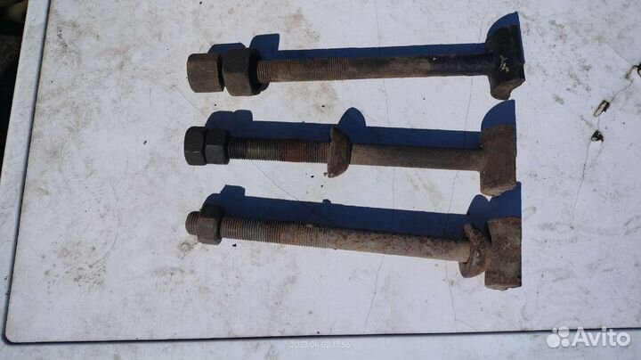 Болт торсиона подвески