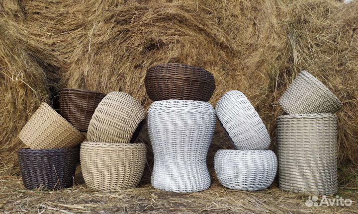 Кашпо из искусственного ротанга