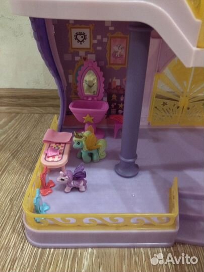 MyLittlePony большой замок canterlot