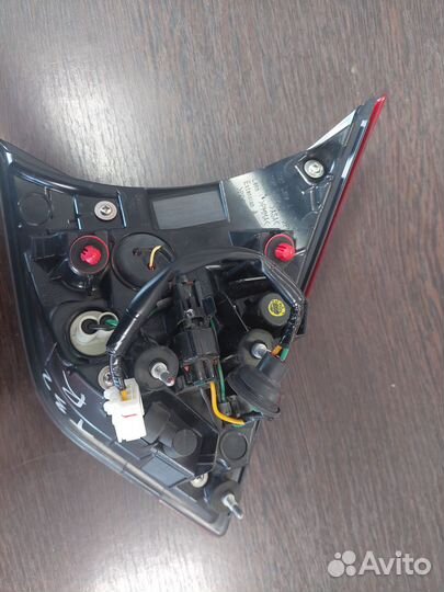 Фонарь правый Nissan X-Trail T32