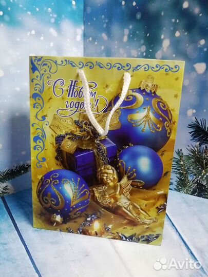 Новогодние коробки / пакеты