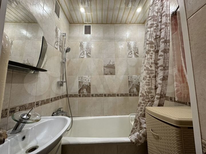 2-к. квартира, 50 м², 3/5 эт.