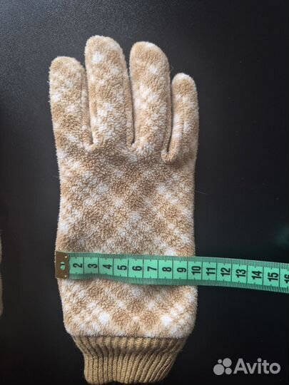 Перчатки Uniqlo