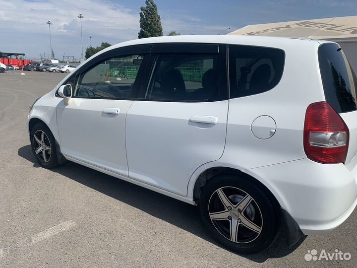 Honda Fit 1.3 CVT, 2003, 329 000 км