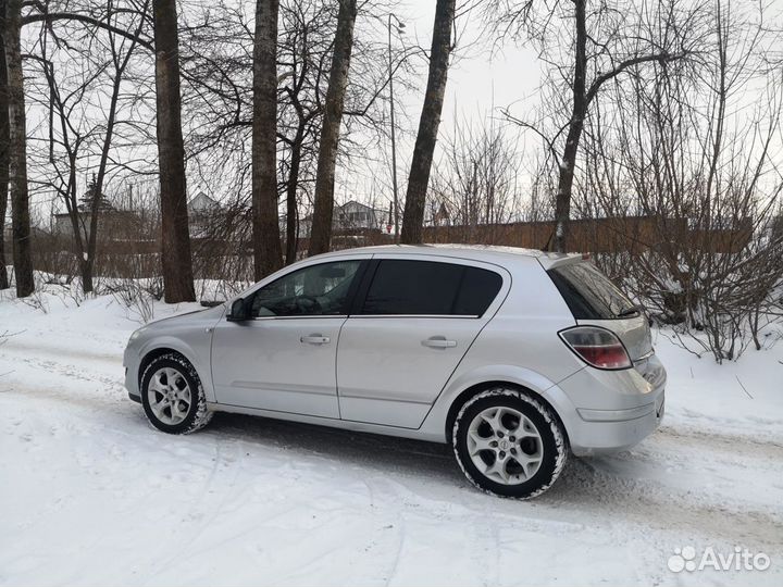 Opel Astra 1.6 AMT, 2010, 106 000 км