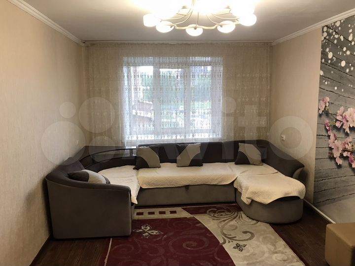 3-к. квартира, 84 м², 2/5 эт.