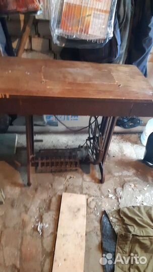 Швейная машина Лада