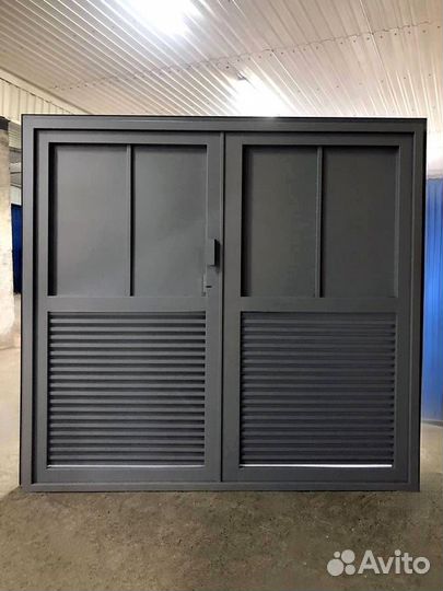 Распашные металлические ворота