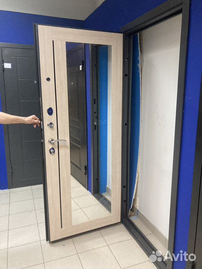 Входные металичиские двери Новые