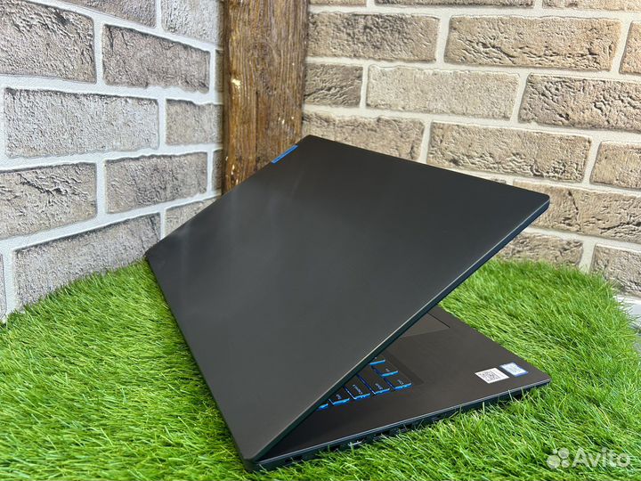 Игровой 17-ка Lenovo Core i7-9750H/GTX1050 3GB/SSD