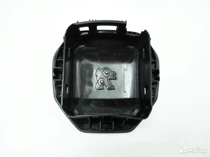 Крышка подушки безопасности руля Peugeot 3008