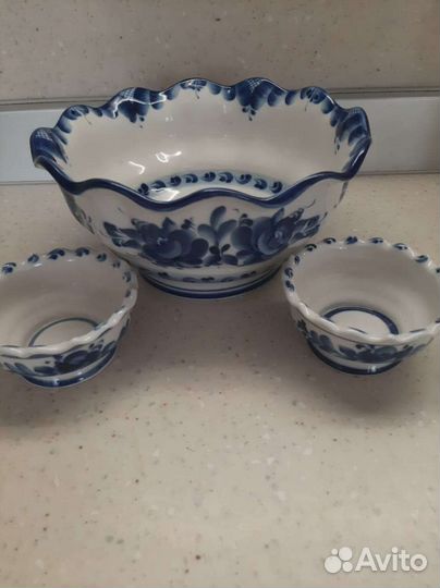 Набор большая ваза и 2 маленькие гжель