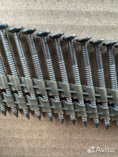 Реечные гвозди 21 2.8*50 ершеные в коробке 900шт
