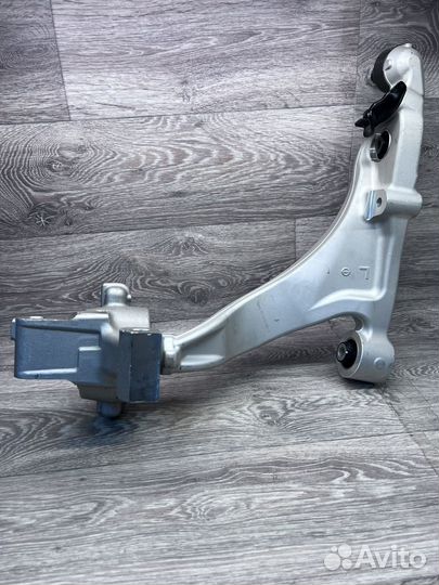 Рычаг передний нижний Nissan Ganz, GIL06126