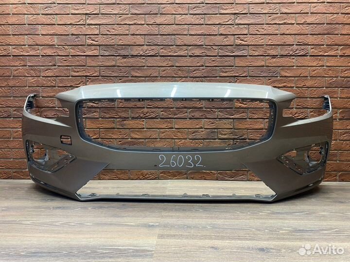 Бампер передний Volvo S60