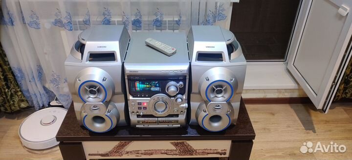 Музыкальный центр Samsung