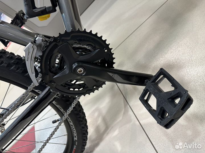 Велосипед specialized
