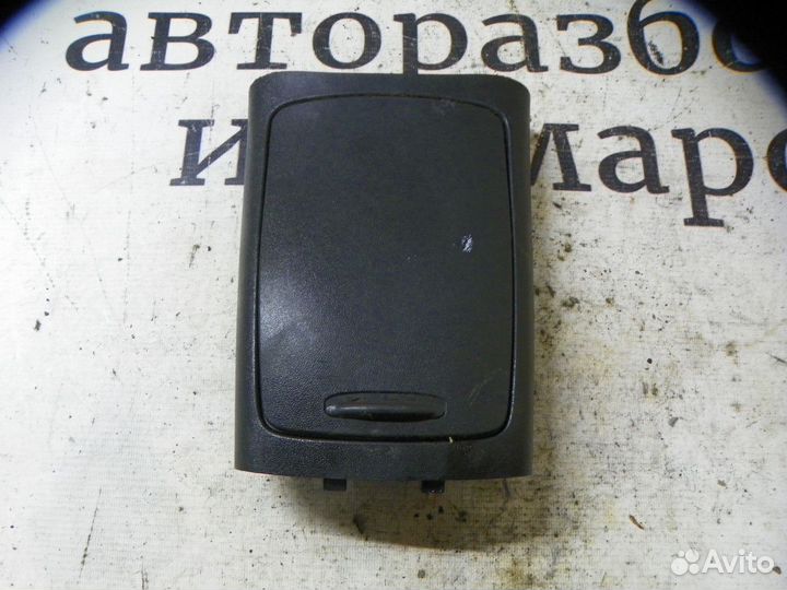 Подстаканник Kia Ceed ED (2006—2010)