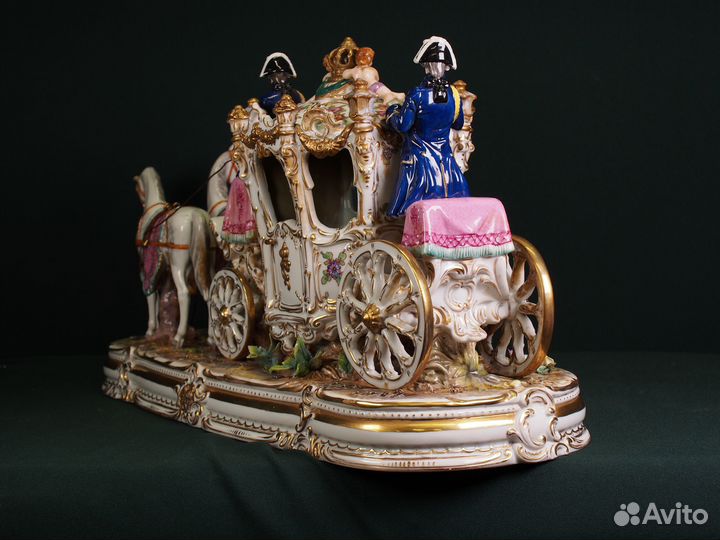 Фарфоровая карета. Италия