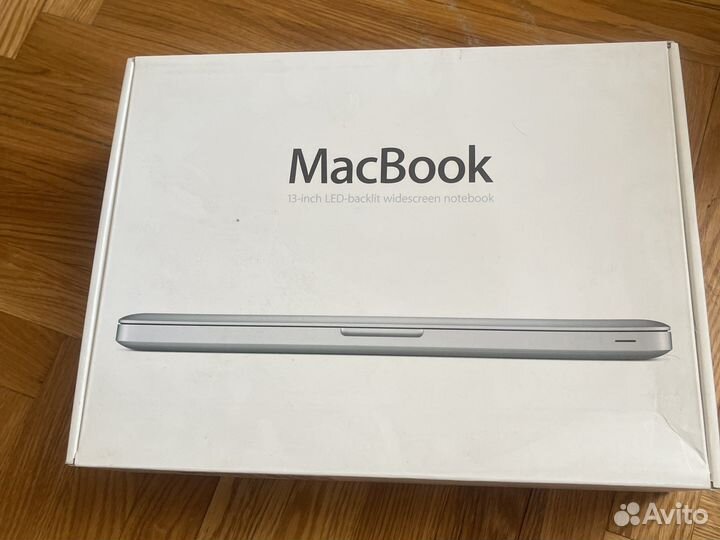 Коробка от Apple Macbook 13