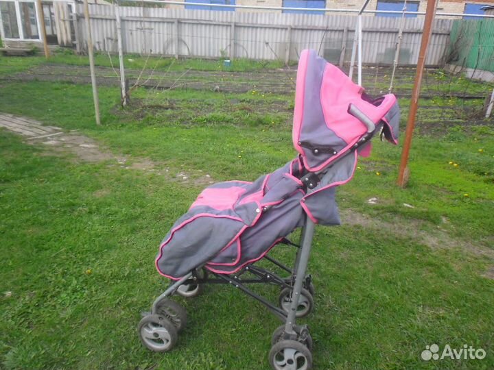 Прогулочная коляска