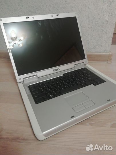 Ноутбук dell inspiron 1501
