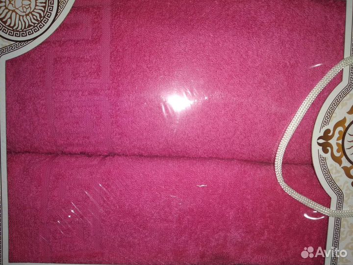 Подарочный набор махровых полотенец