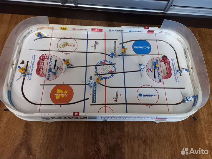 Настольный хоккей 