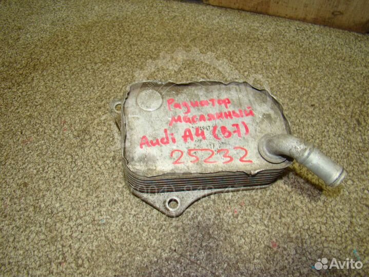 Радиатор масляный Audi A4 (B7)