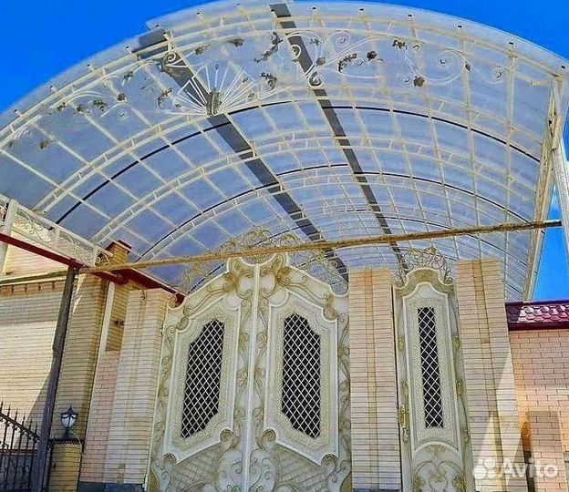 Кованые навесы, козырьки из поликарбоната