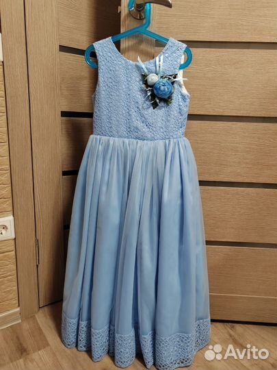 Нарядное платье