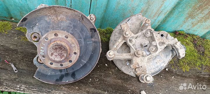 Задняя цапфа Опель вектора С