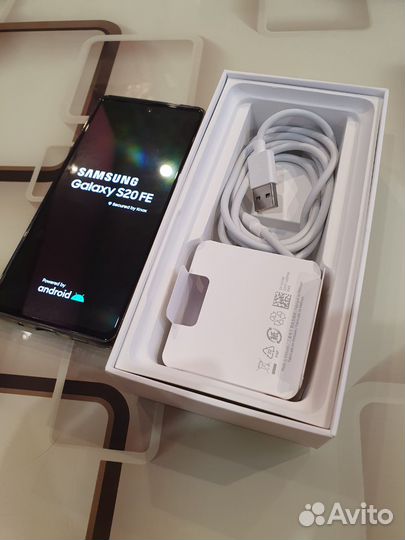 Samsung Galaxy S20 FE, 6/128 ГБ