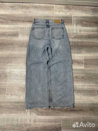 Джинсы голубые широкие