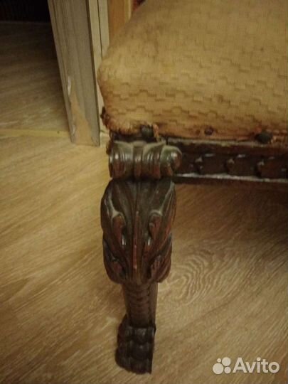 Антикварный стул