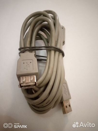 Кабель для компьютера