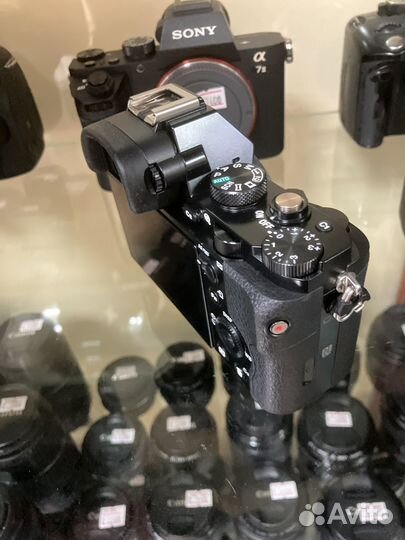 Зеркальный фотоаппарат Sony A7R