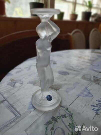 Статуэтка подсвечник