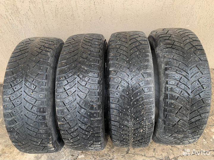 Michelin X-Ice North 4 215/60 R17 100