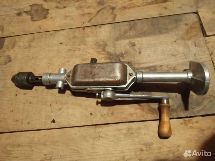 Продам дрель ручную СССР