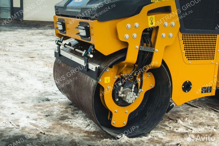 Дорожный каток XCMG XMR303, 2023