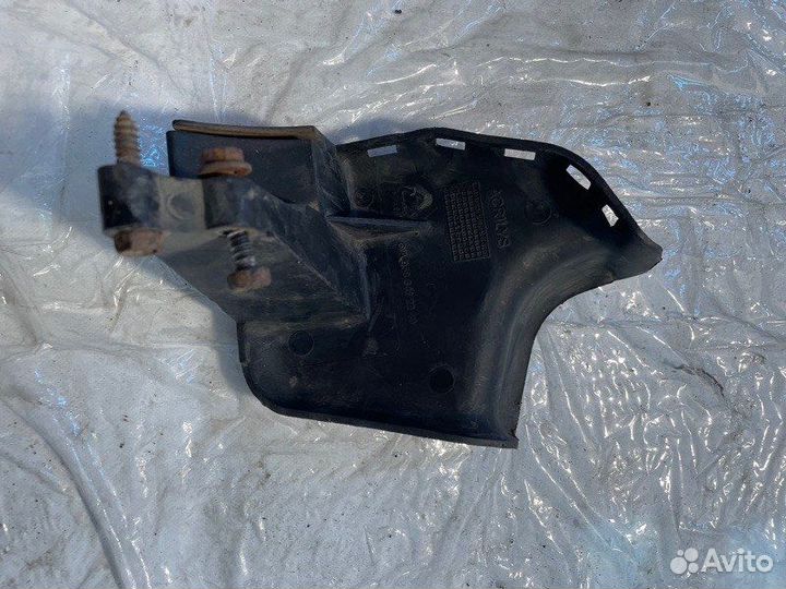 Кронштейн проводки Mercedes-Benz