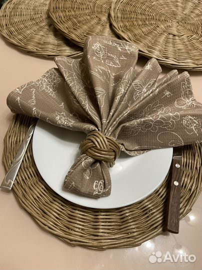 Плейсматы из бумажной лозы